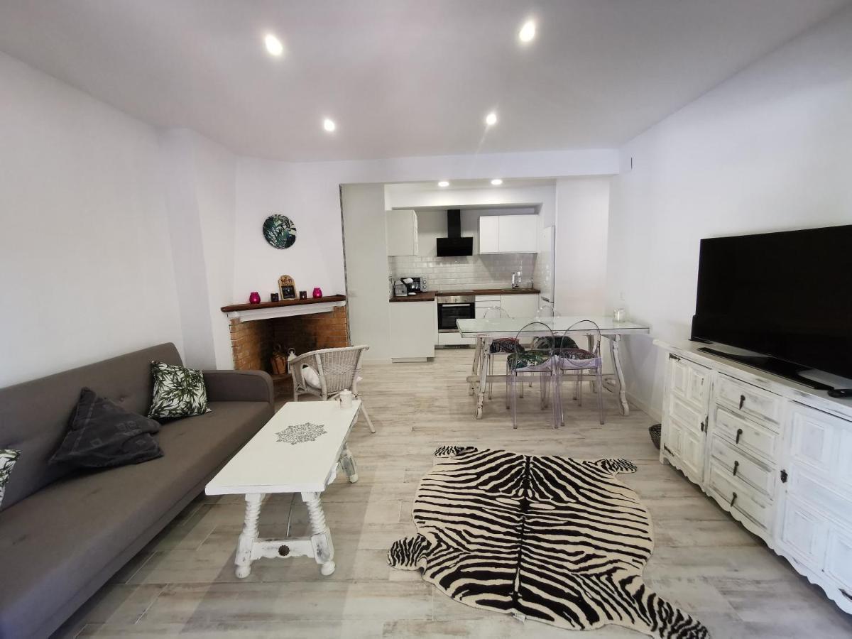 Apartamento Port De Roda De Bara -Roc Sant Gaieta Esterno foto